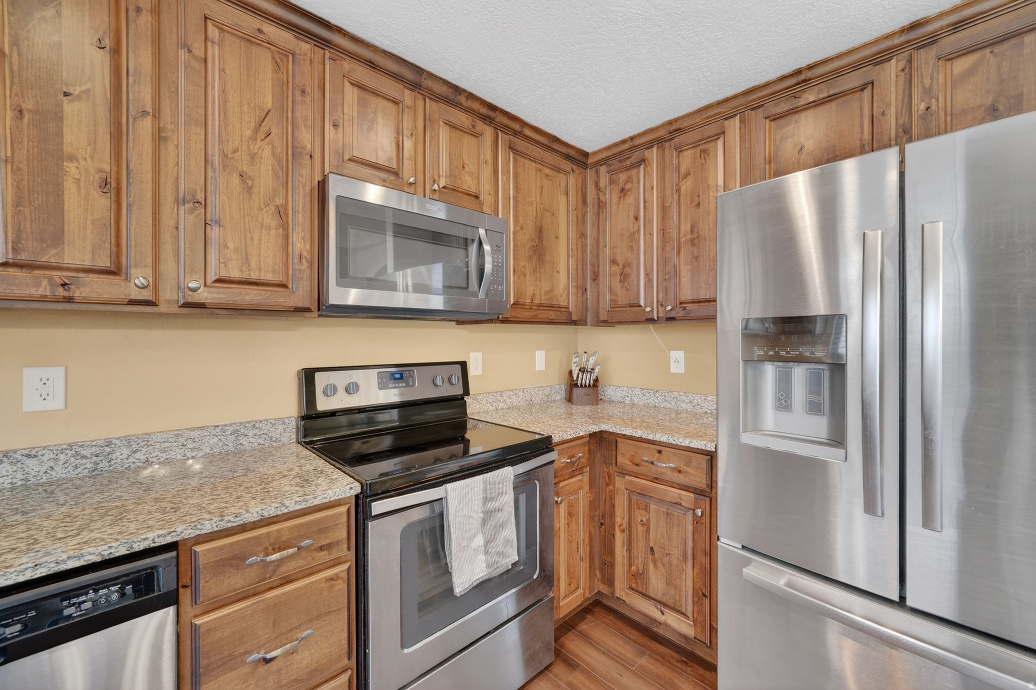 EAGLE POINT - Residential