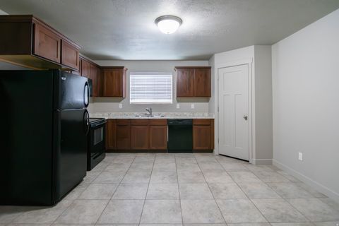 Tiny photo for 14447 S DALESIDE CT, Herriman, UT 84096 (MLS # 2122424)
