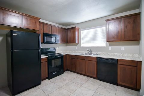 Tiny photo for 14447 S DALESIDE CT, Herriman, UT 84096 (MLS # 2122424)