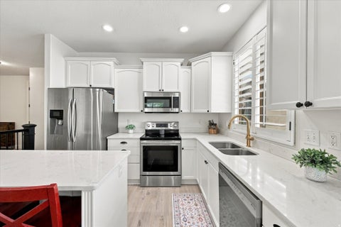 Tiny photo for 2784 N AUGUSTA DR, Lehi, UT 84043 (MLS # 2186720)