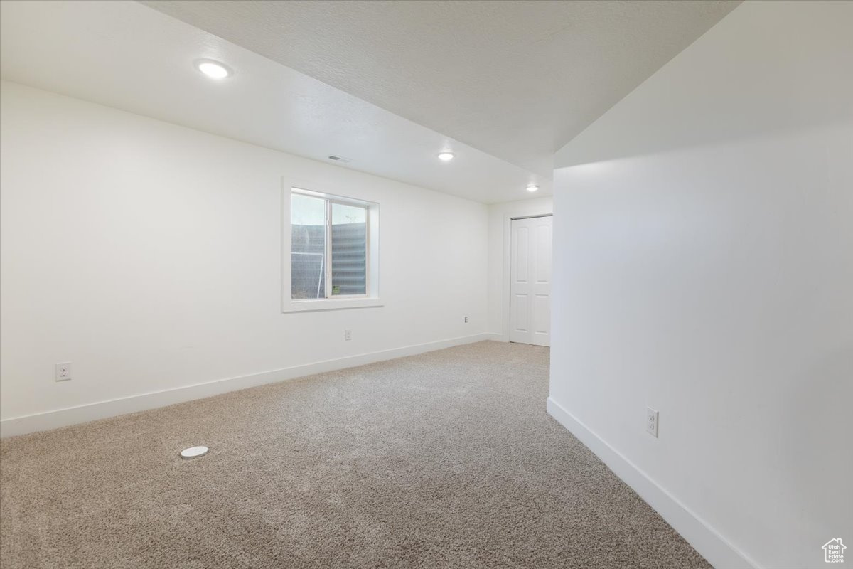 TRAVELLER LANE SUBDIVISION - Residential