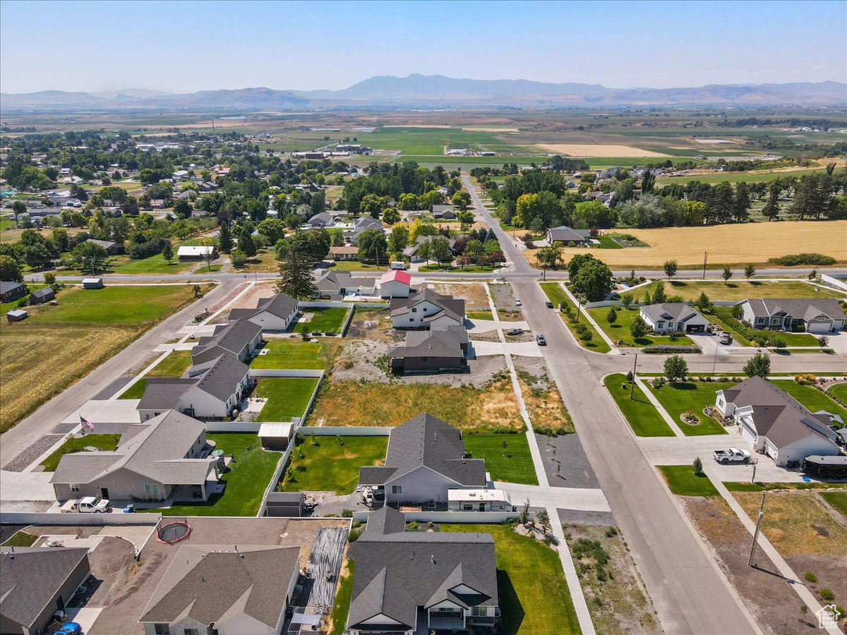 TRAVELLER LANE SUBDIVISION - Residential