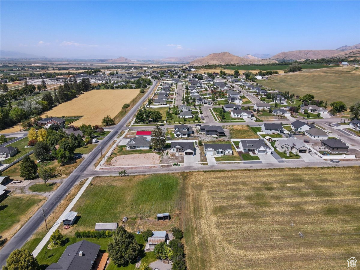 TRAVELLER LANE SUBDIVISION - Residential