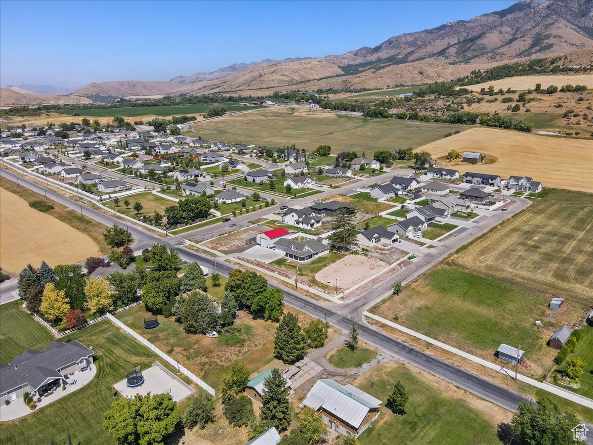 TRAVELLER LANE SUBDIVISION - Residential