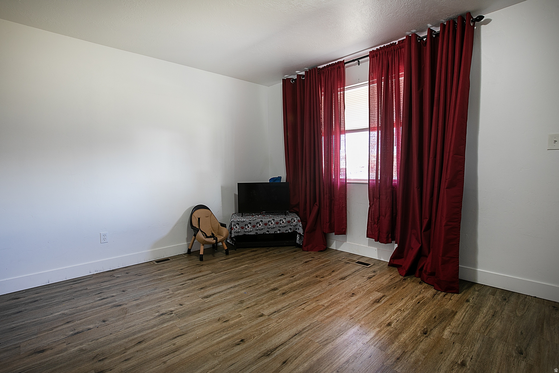 PIONEER - Residential Income