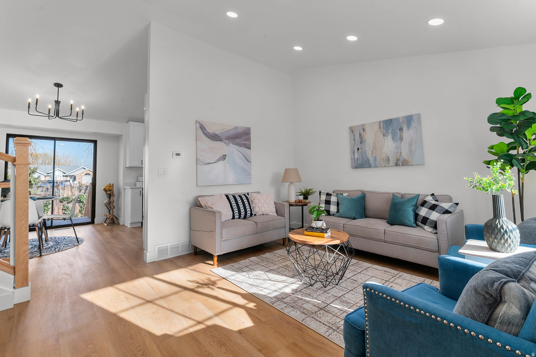 WESTPOINTE - Residential