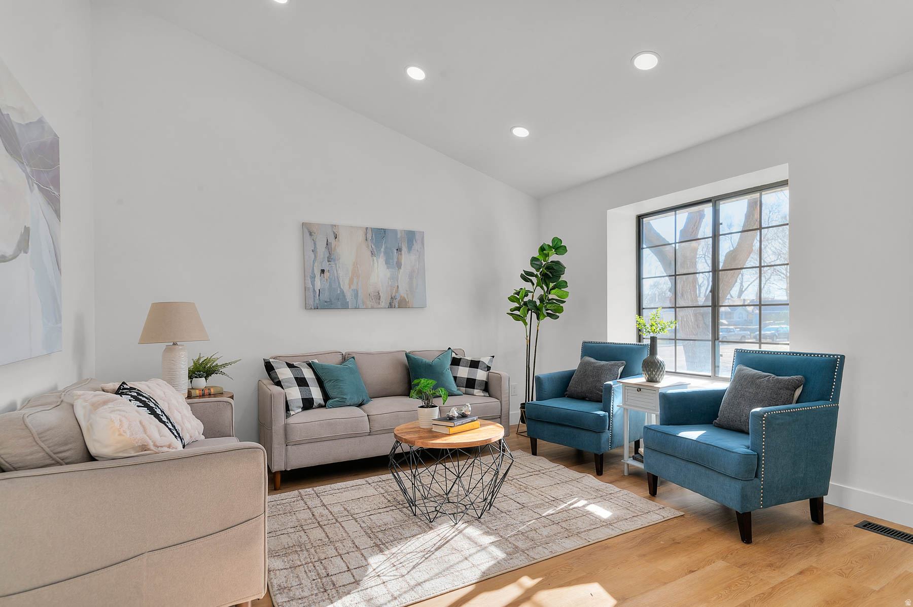 WESTPOINTE - Residential