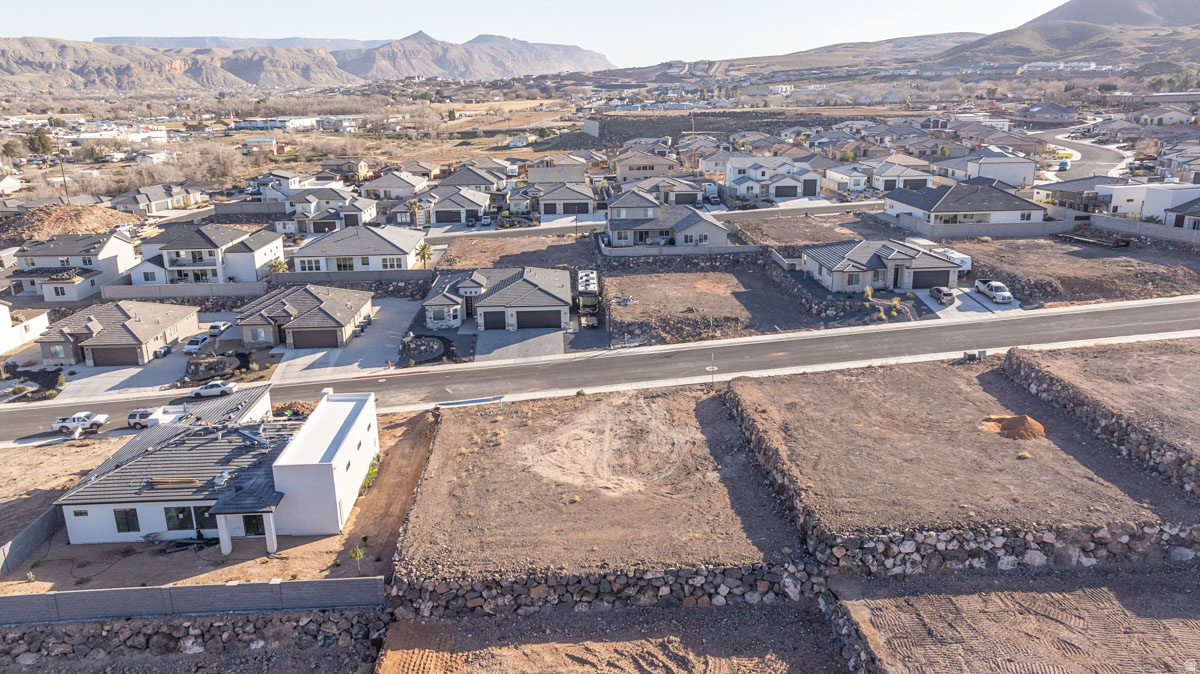 FIREROCK PHASE 3 - Land