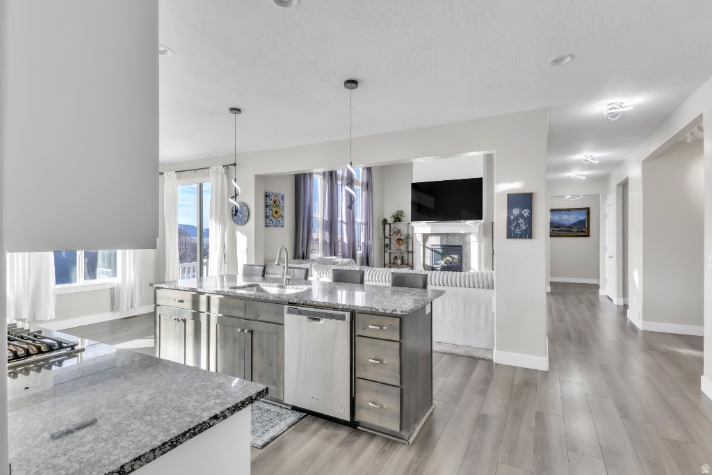 HARRISON HEIGHTS - Residential