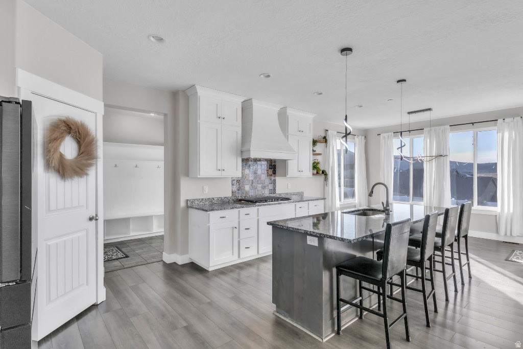 HARRISON HEIGHTS - Residential