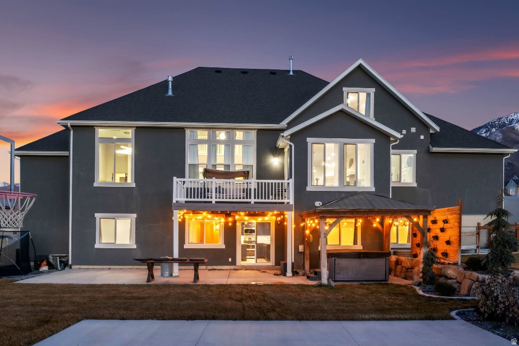 HARRISON HEIGHTS - Residential