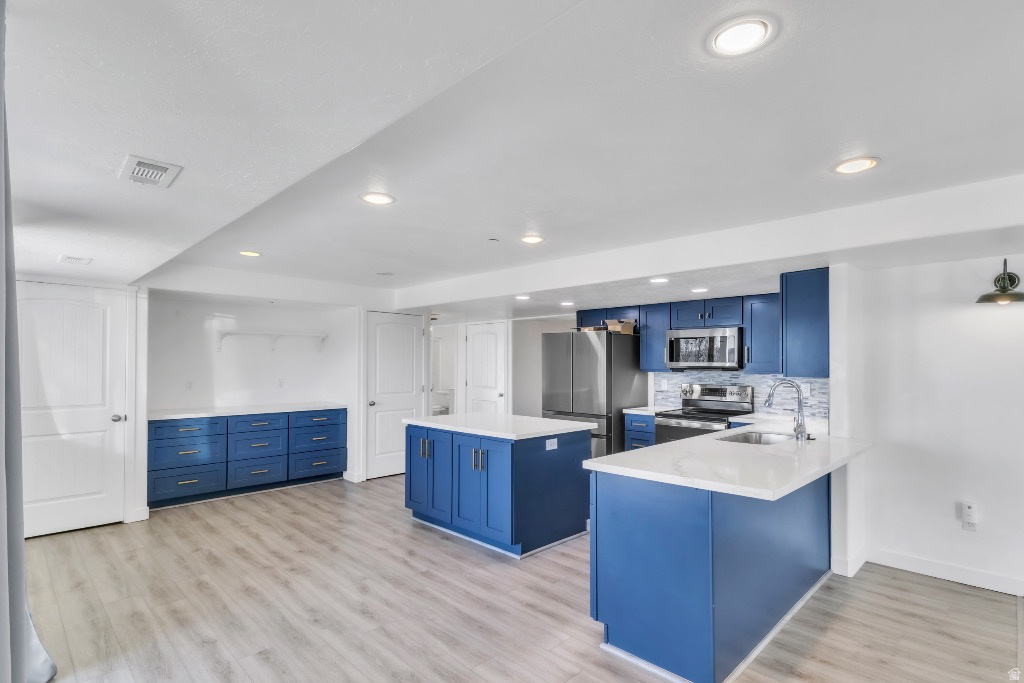 HARRISON HEIGHTS - Residential