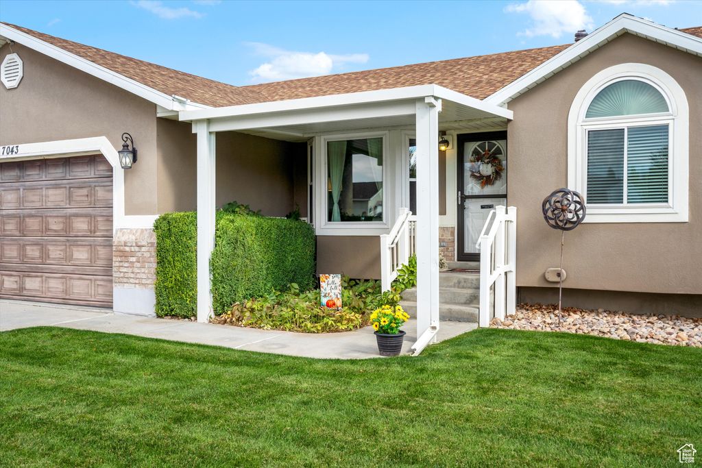 Photo of 7043 S ORION HILL RD, West Jordan, UT 84081 (MLS # 2118753)