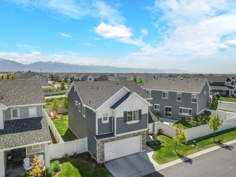 Tiny photo for 1512 W PARKVIEW DR S, Syracuse, UT 84075 (MLS # 2154278)