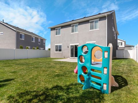 Tiny photo for 1512 W PARKVIEW DR S, Syracuse, UT 84075 (MLS # 2154278)
