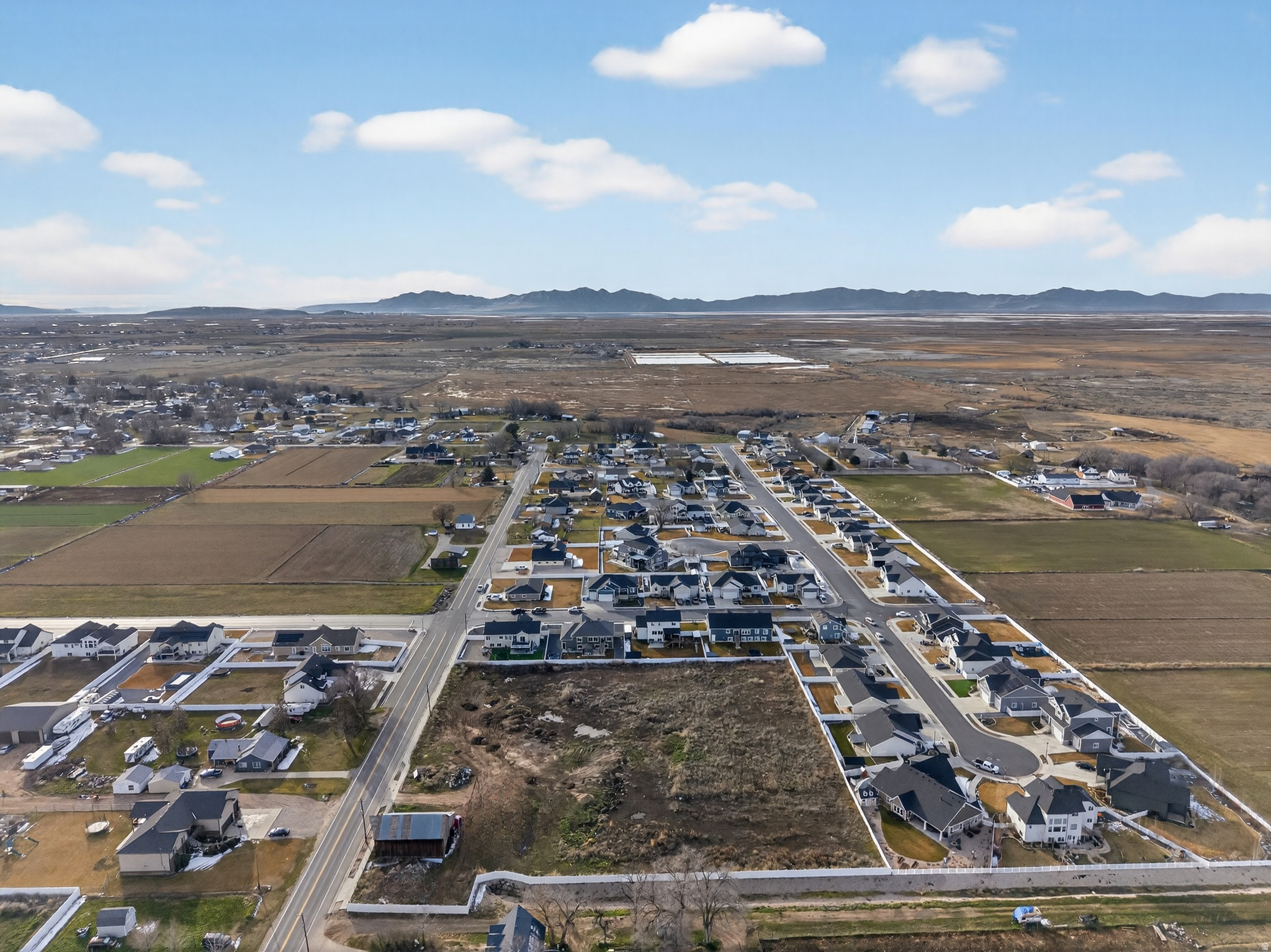 HERITAGE NORTH - Land