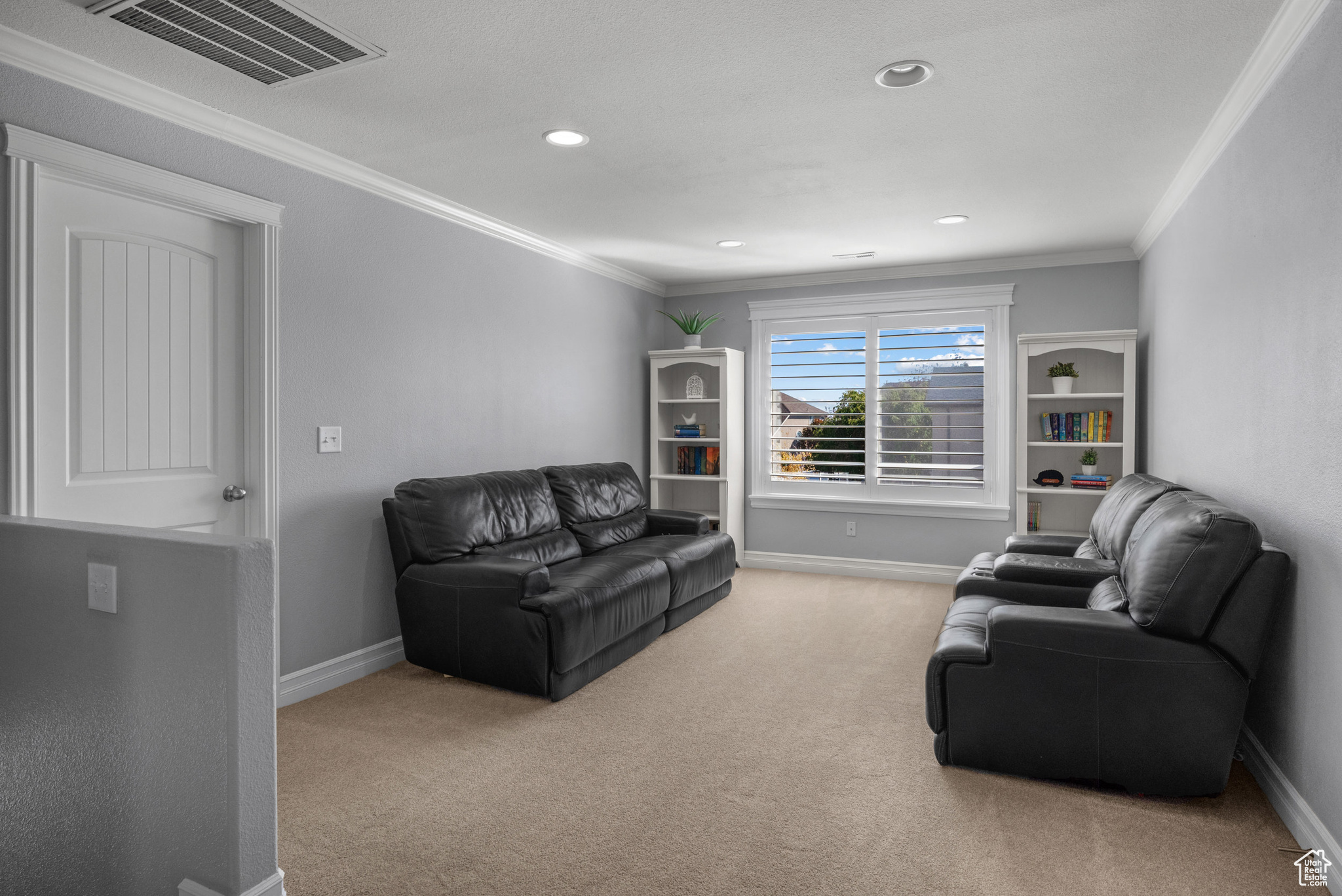 THE CEDARS - Residential