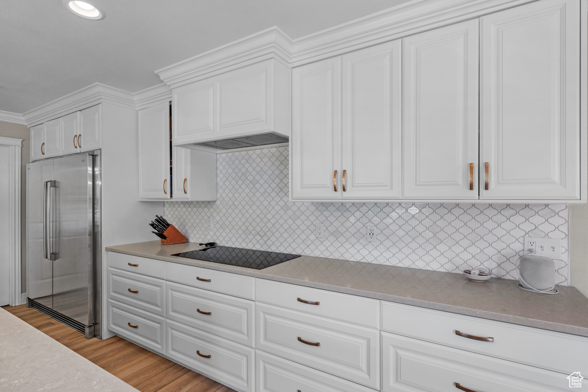 THE CEDARS - Residential