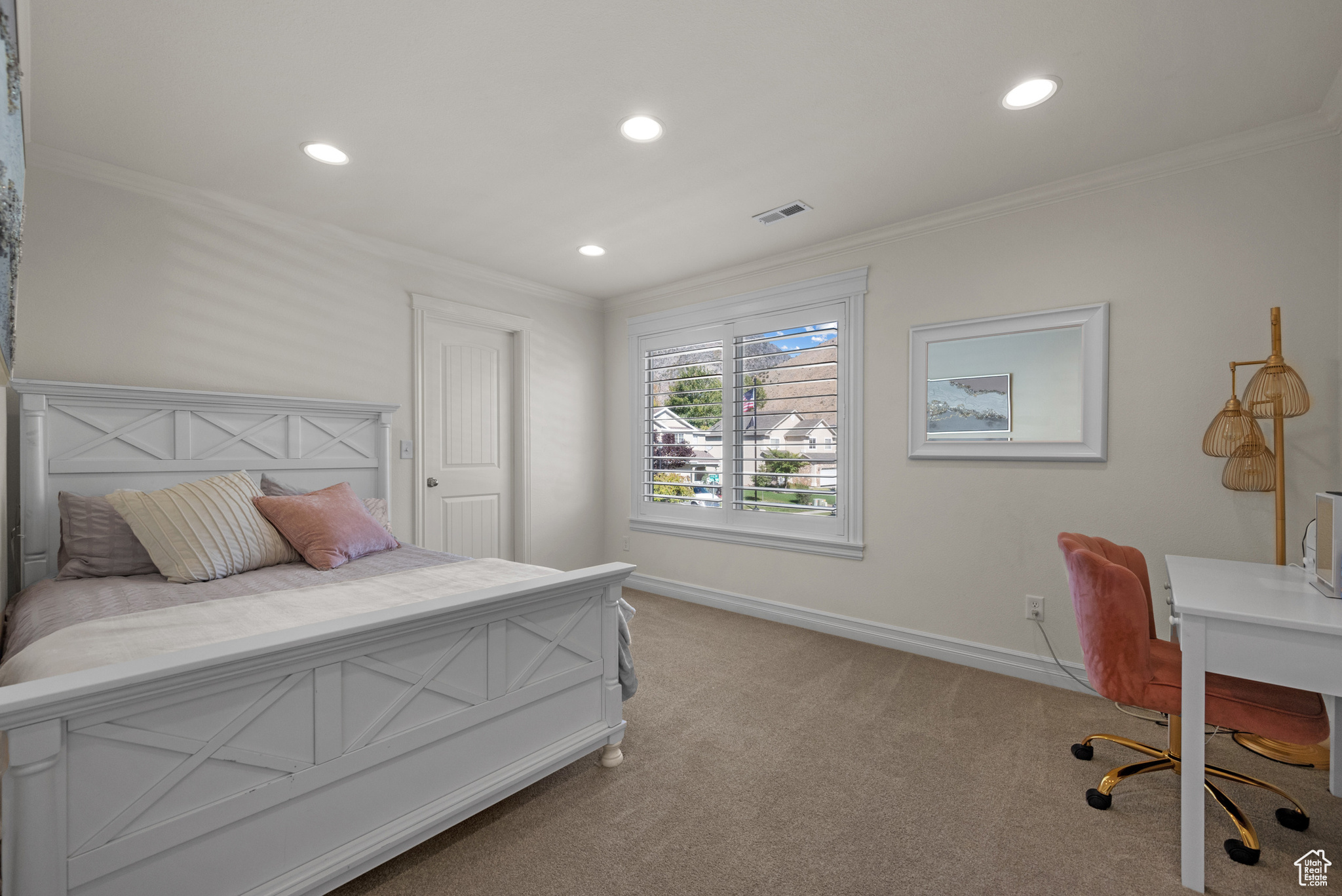 THE CEDARS - Residential