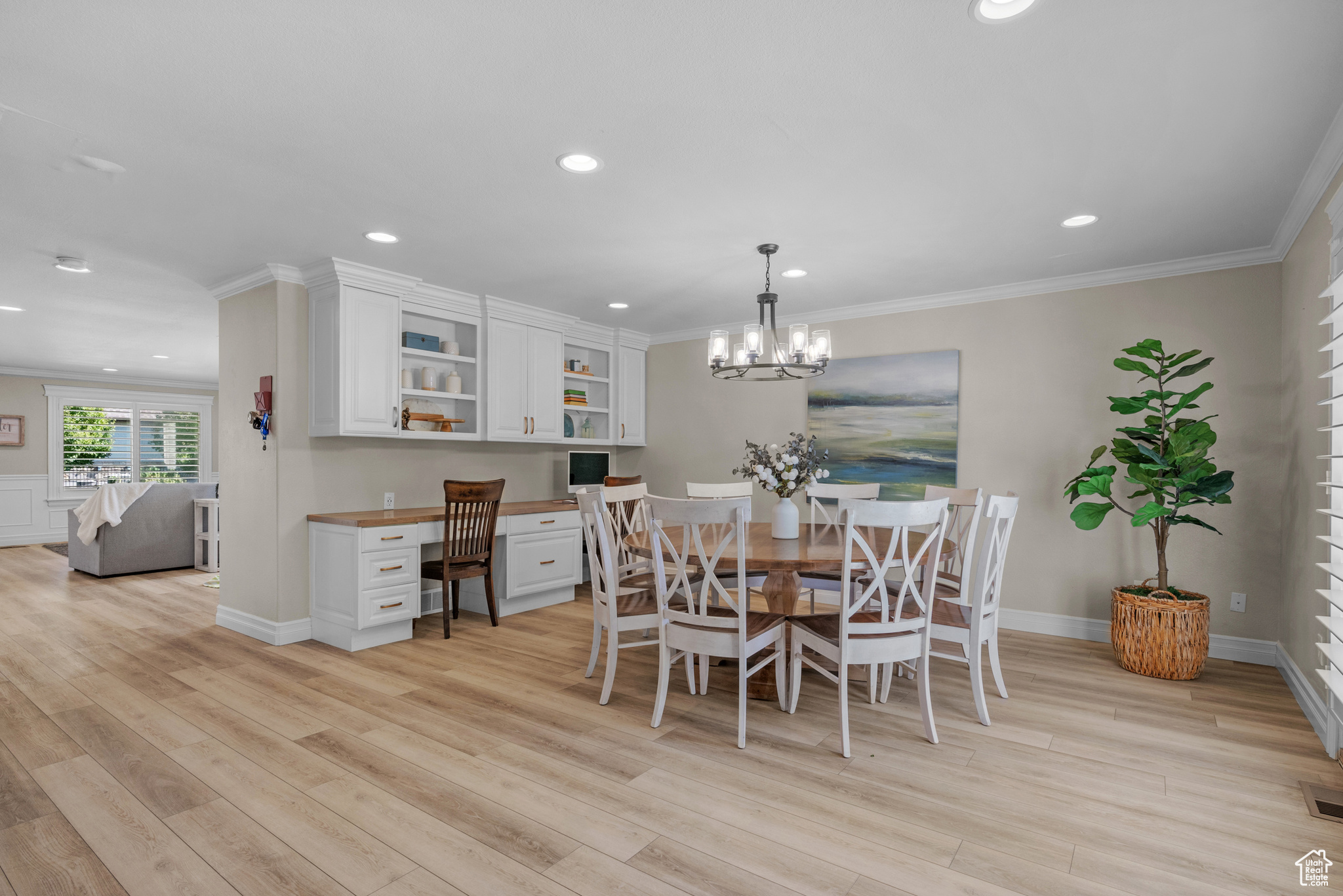 THE CEDARS - Residential