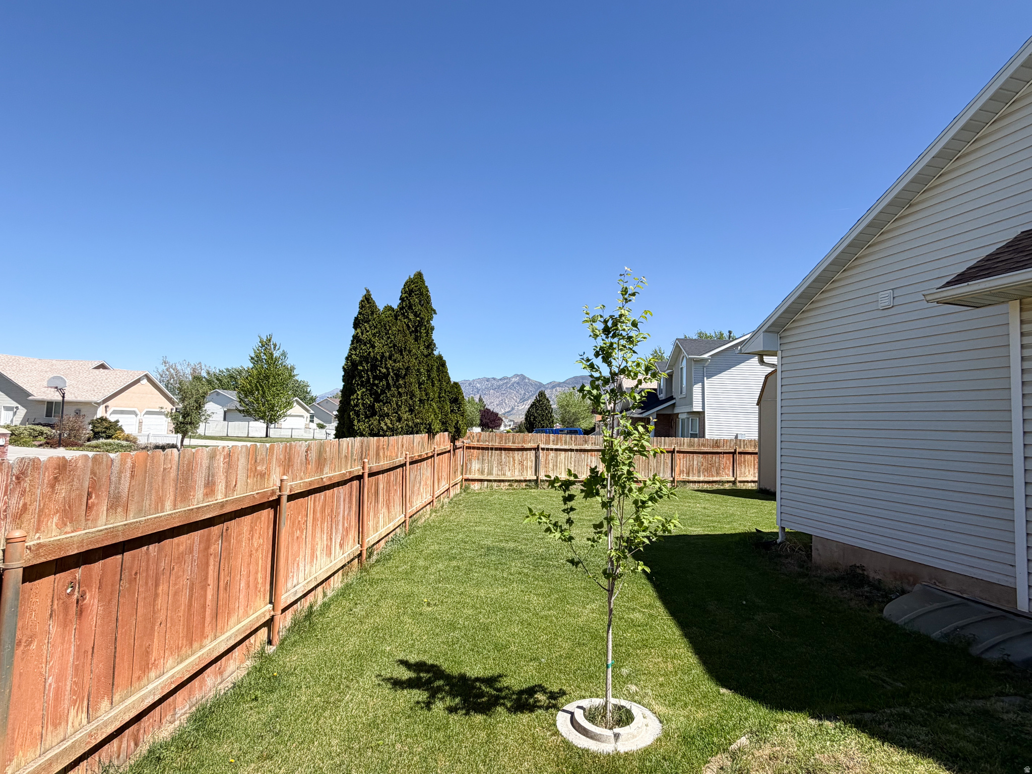 THREE MILE CREEK - Residential