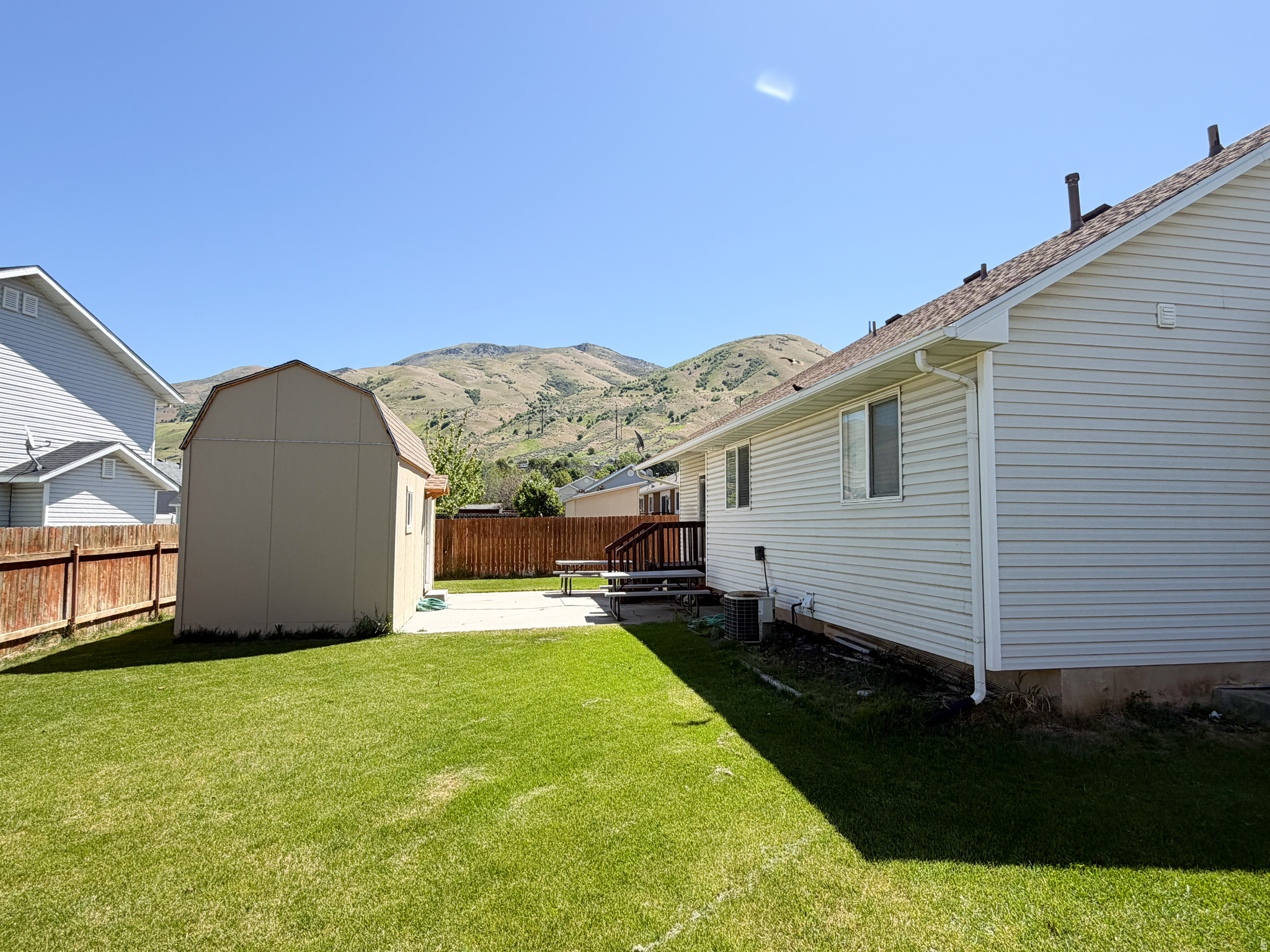 THREE MILE CREEK - Residential
