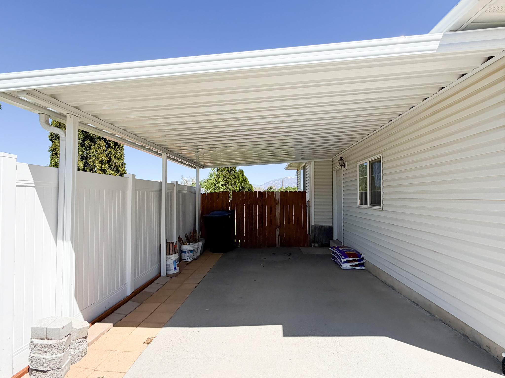 THREE MILE CREEK - Residential