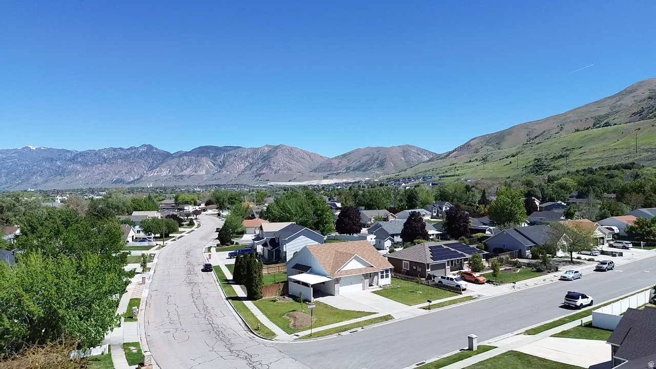 THREE MILE CREEK - Residential