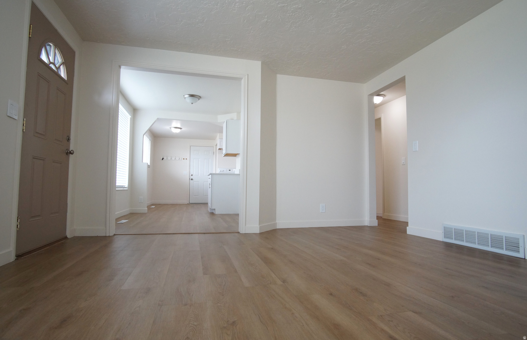 JORDAN VILLAGE - Residential