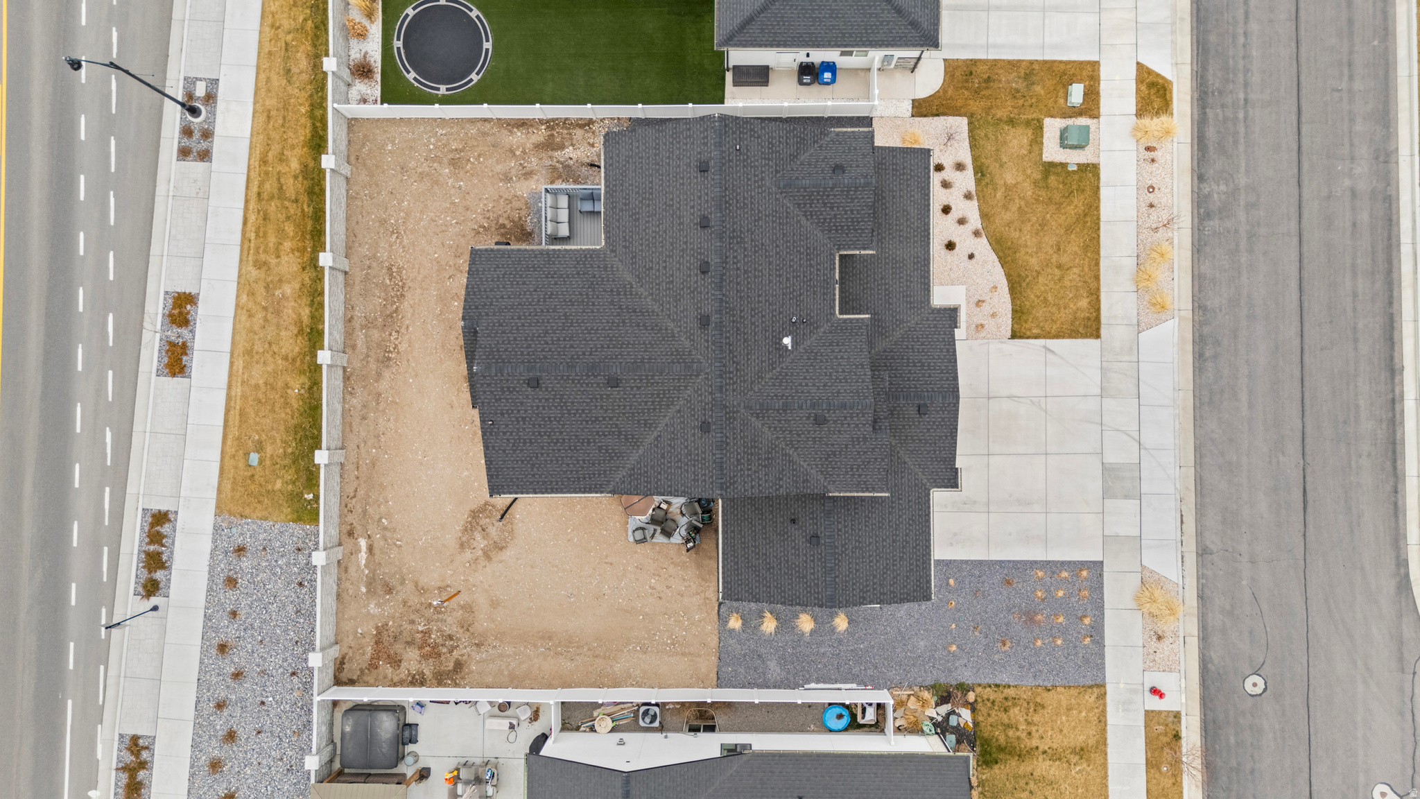 HIDDEN OAKS - Residential