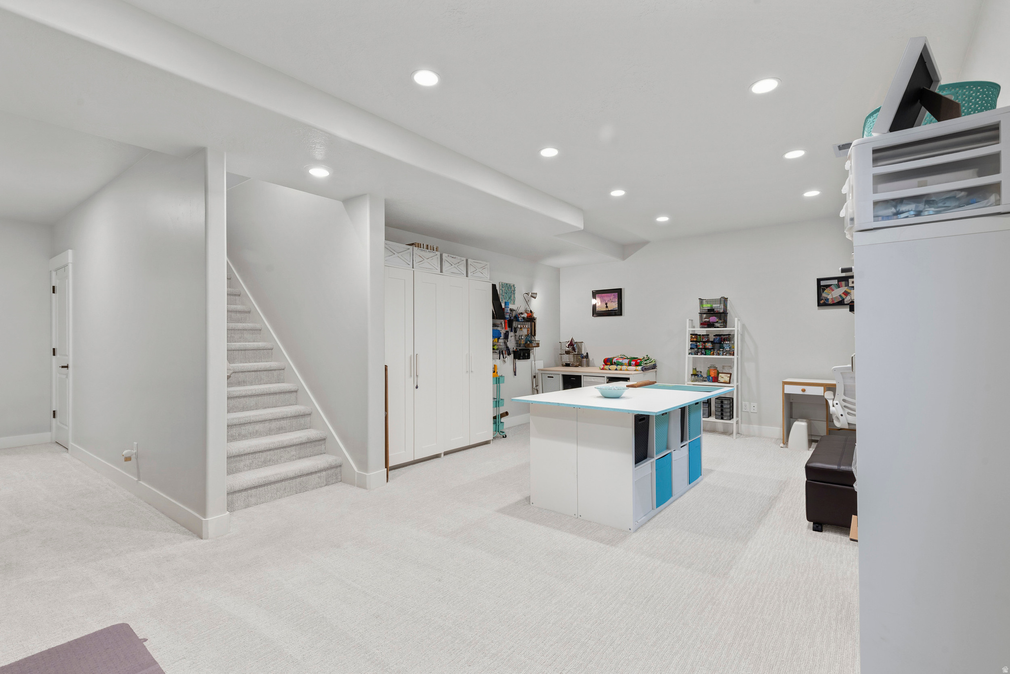 HIDDEN OAKS - Residential