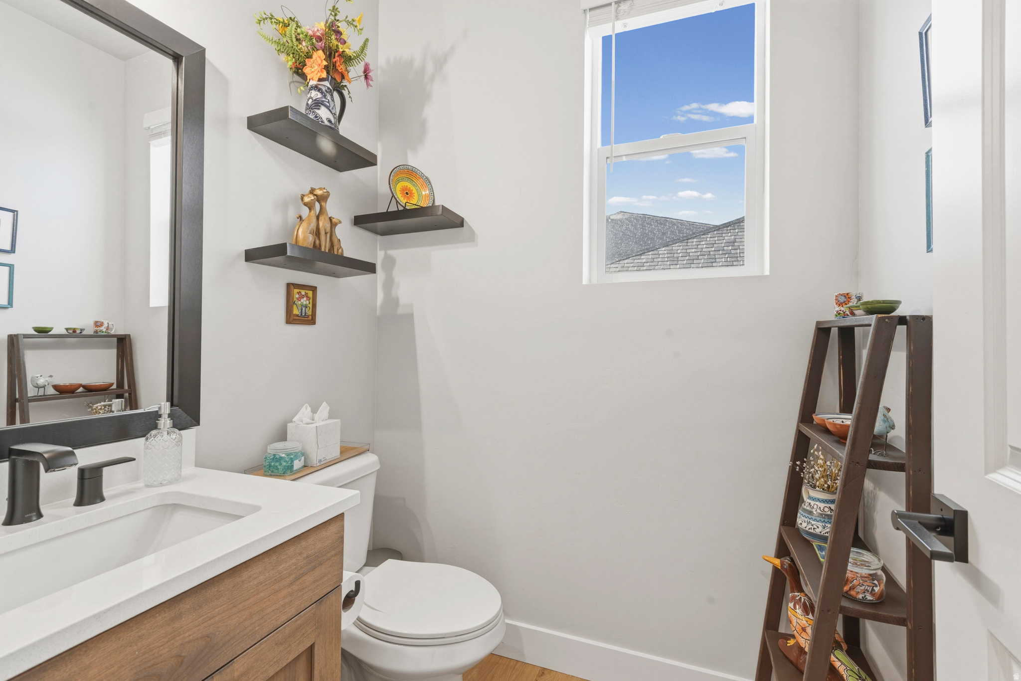 HIDDEN OAKS - Residential