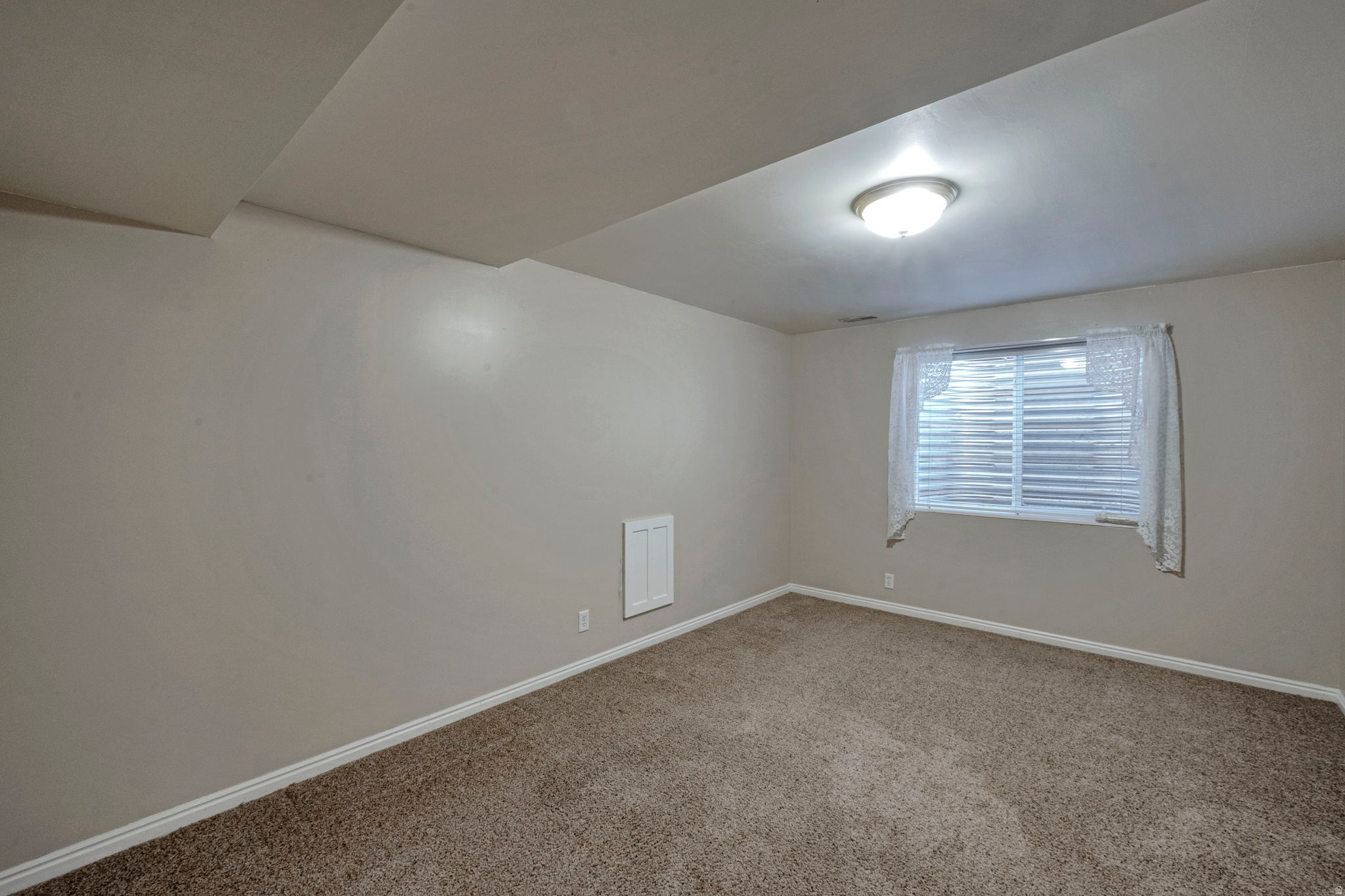 MOUNTAIN VIEW - Residential