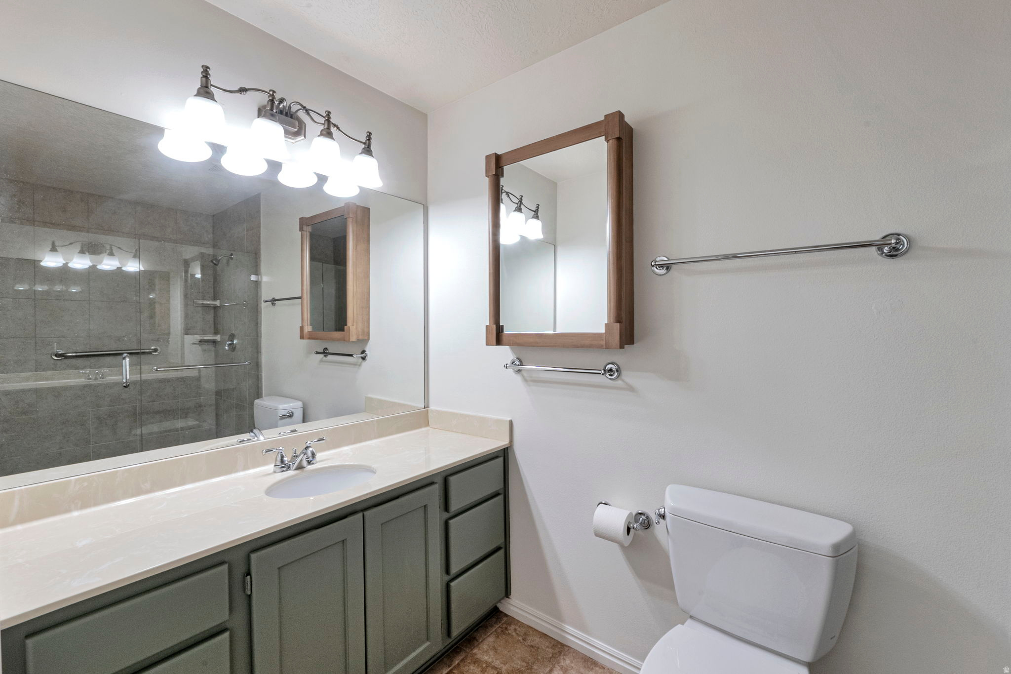 MOUNTAIN VIEW - Residential