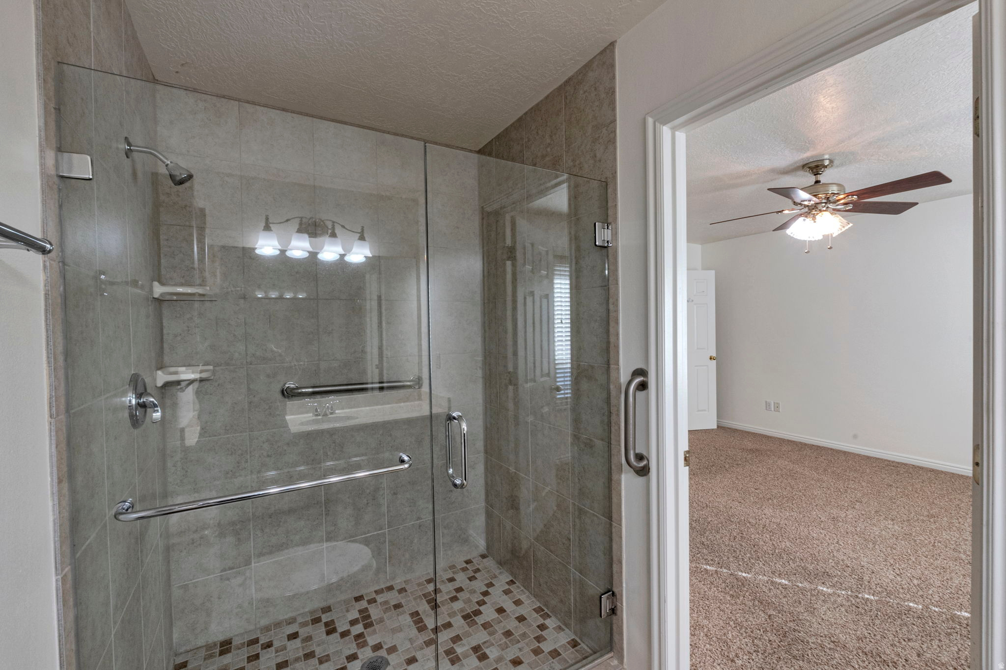 MOUNTAIN VIEW - Residential