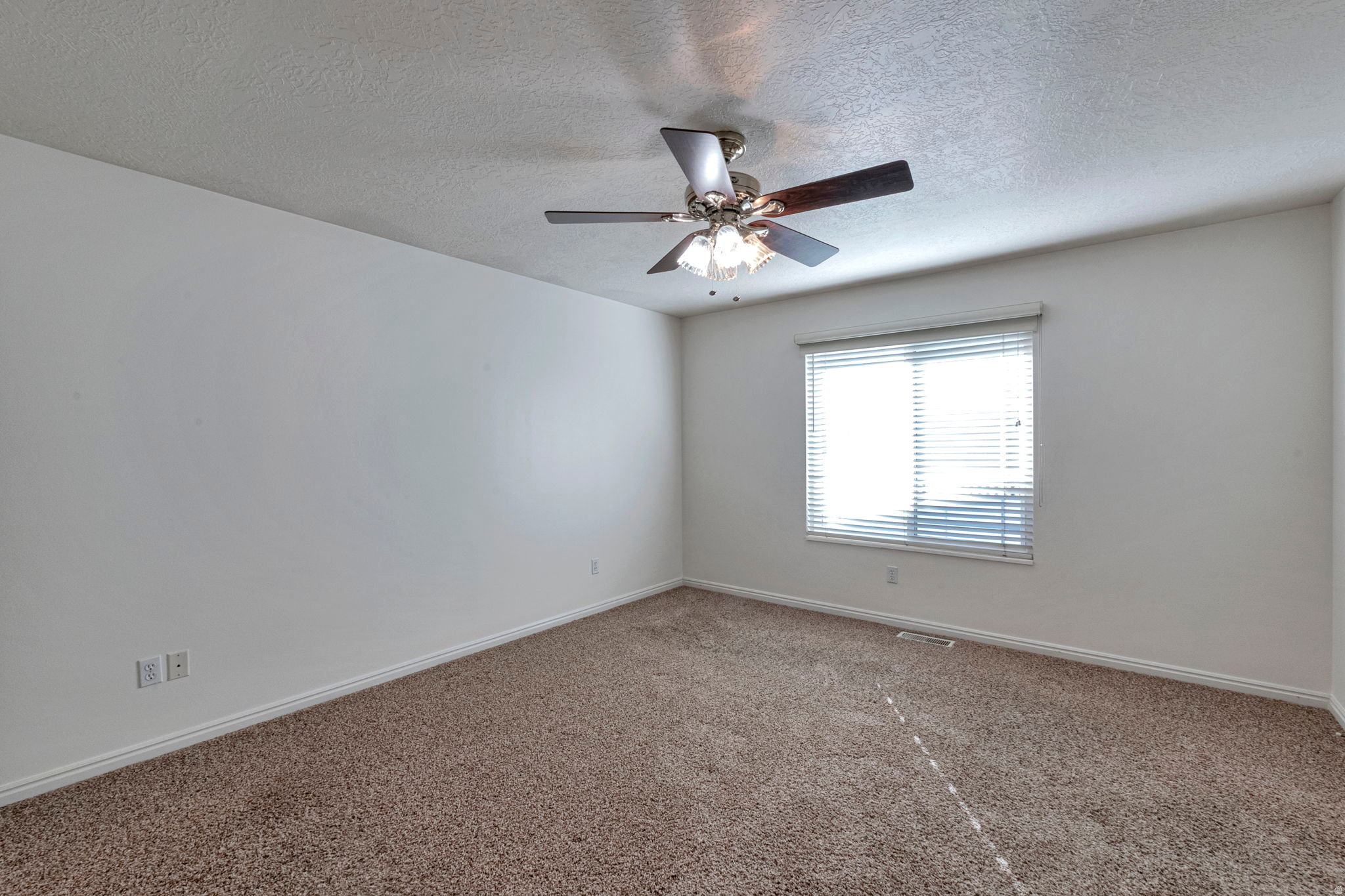 MOUNTAIN VIEW - Residential