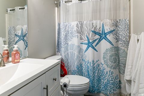 Tiny photo for 4239 W 5325 S, Roy, UT 84067 (MLS # 2140343)