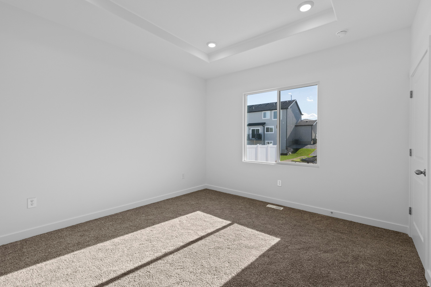 NIBLEY COACH - Residential