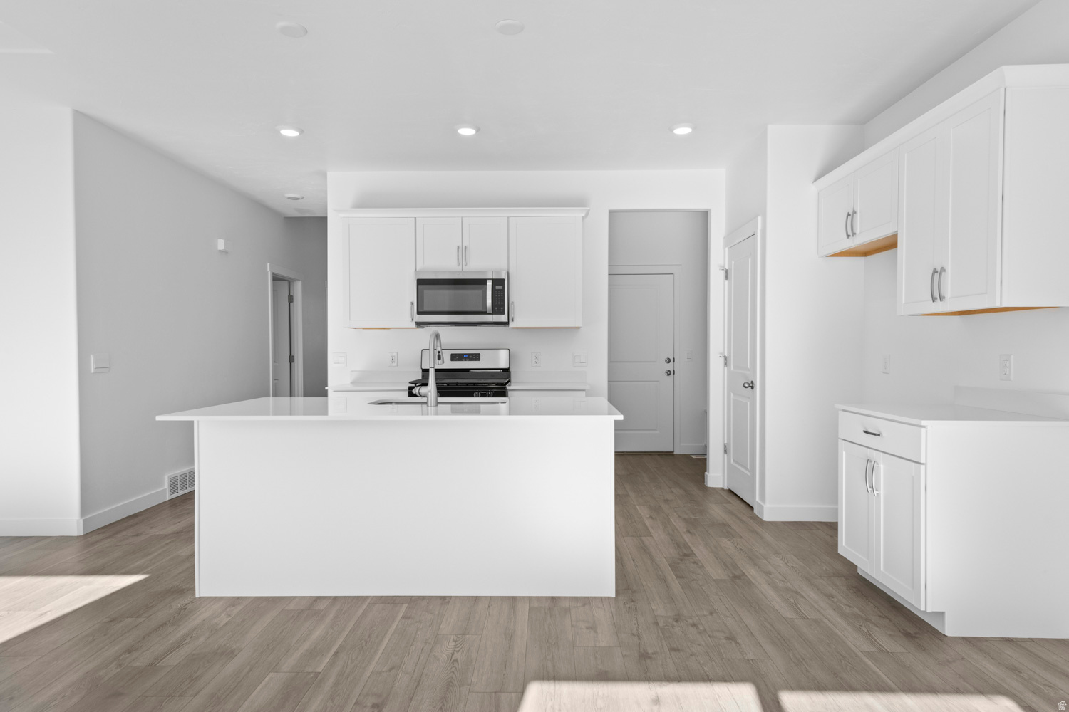 NIBLEY COACH - Residential