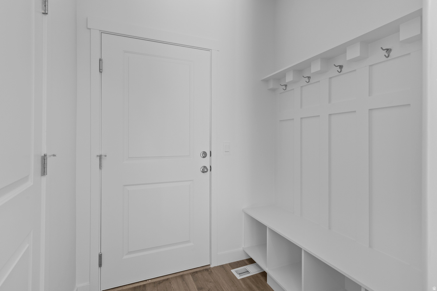 NIBLEY COACH - Residential