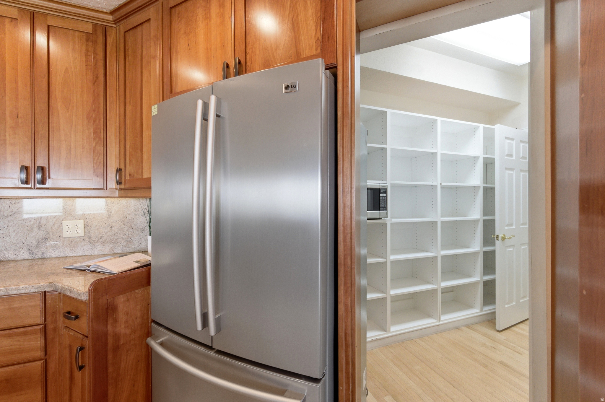 ALTAWOOD - Residential