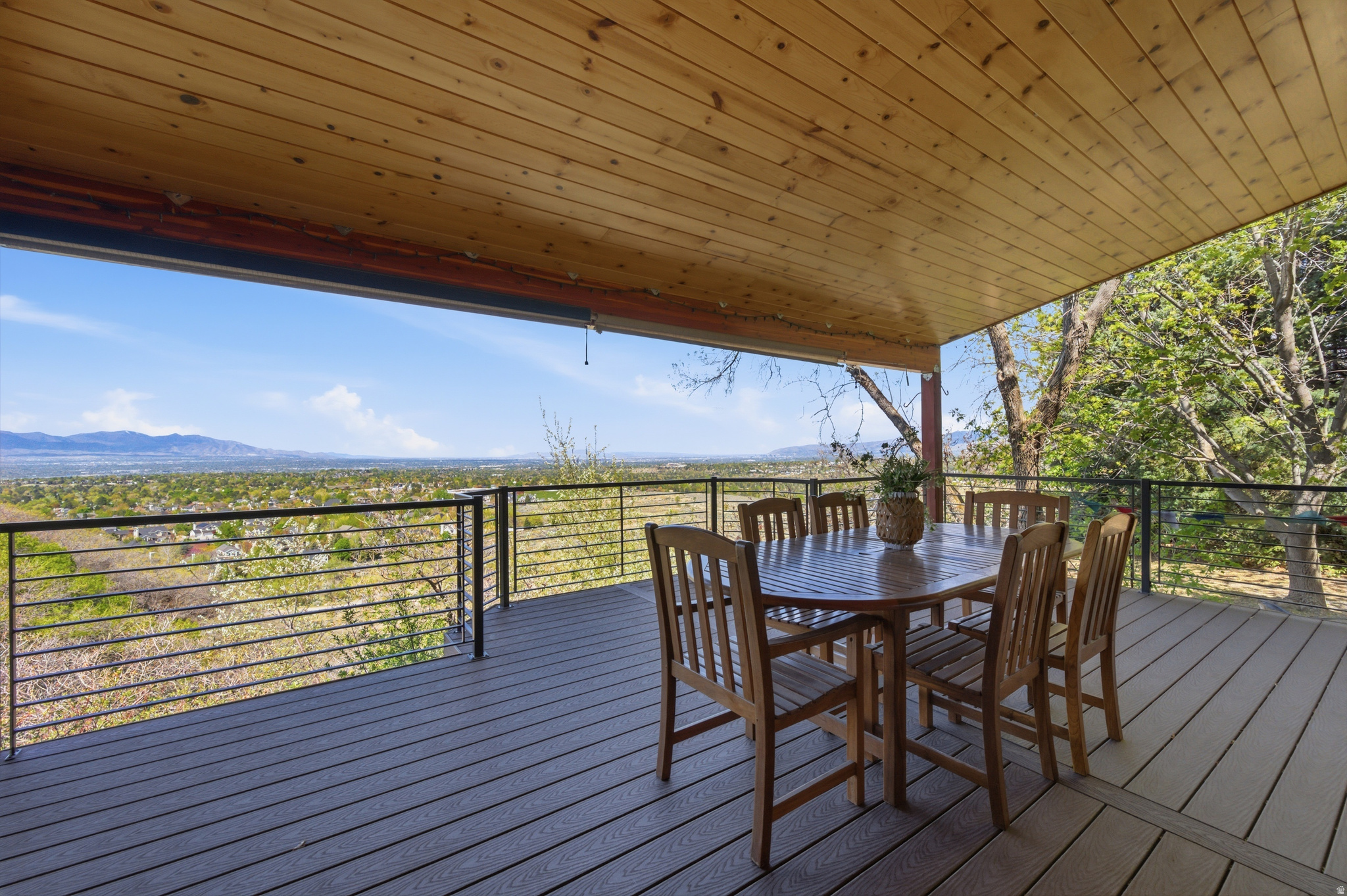 ALTAWOOD - Residential
