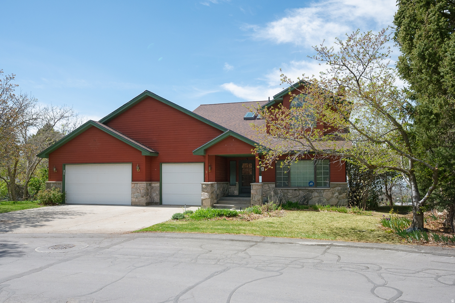 ALTAWOOD - Residential