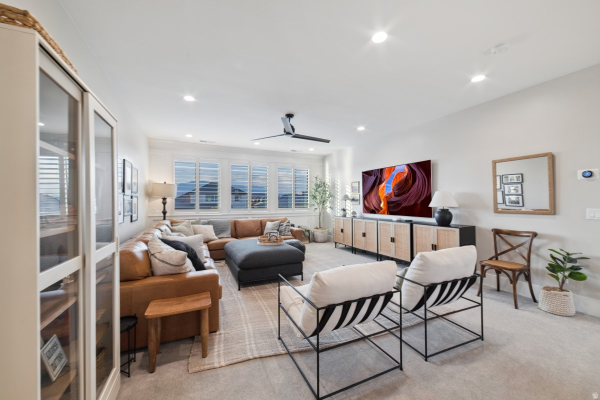 CRIMSON FIELDS PH 5 - Residential