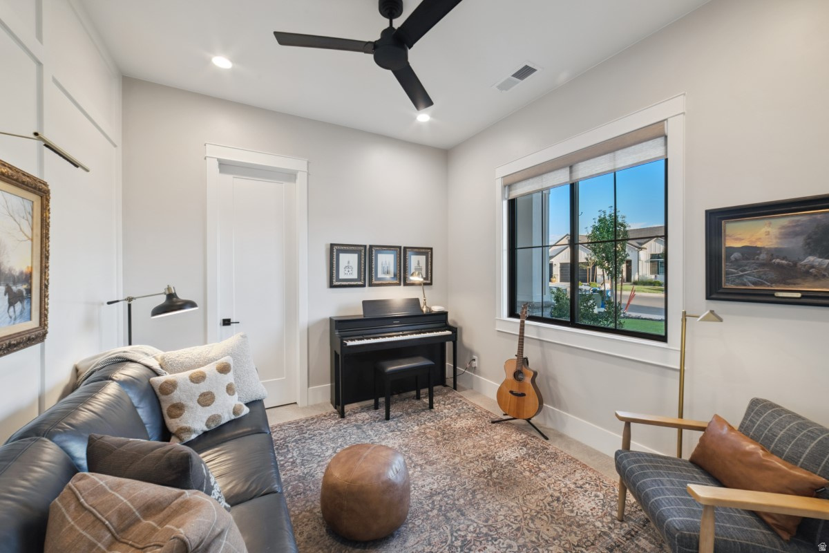 CRIMSON FIELDS PH 5 - Residential