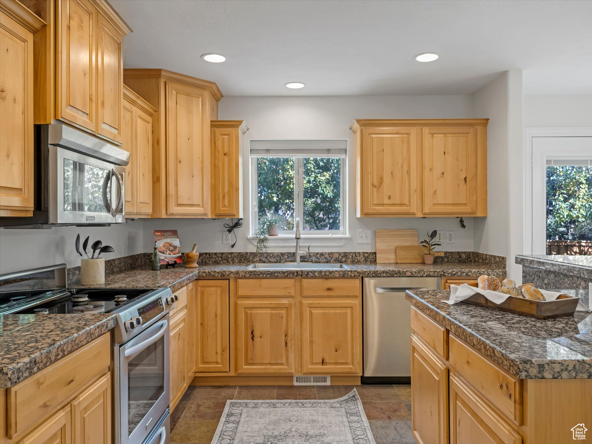 SUNCREST - Residential