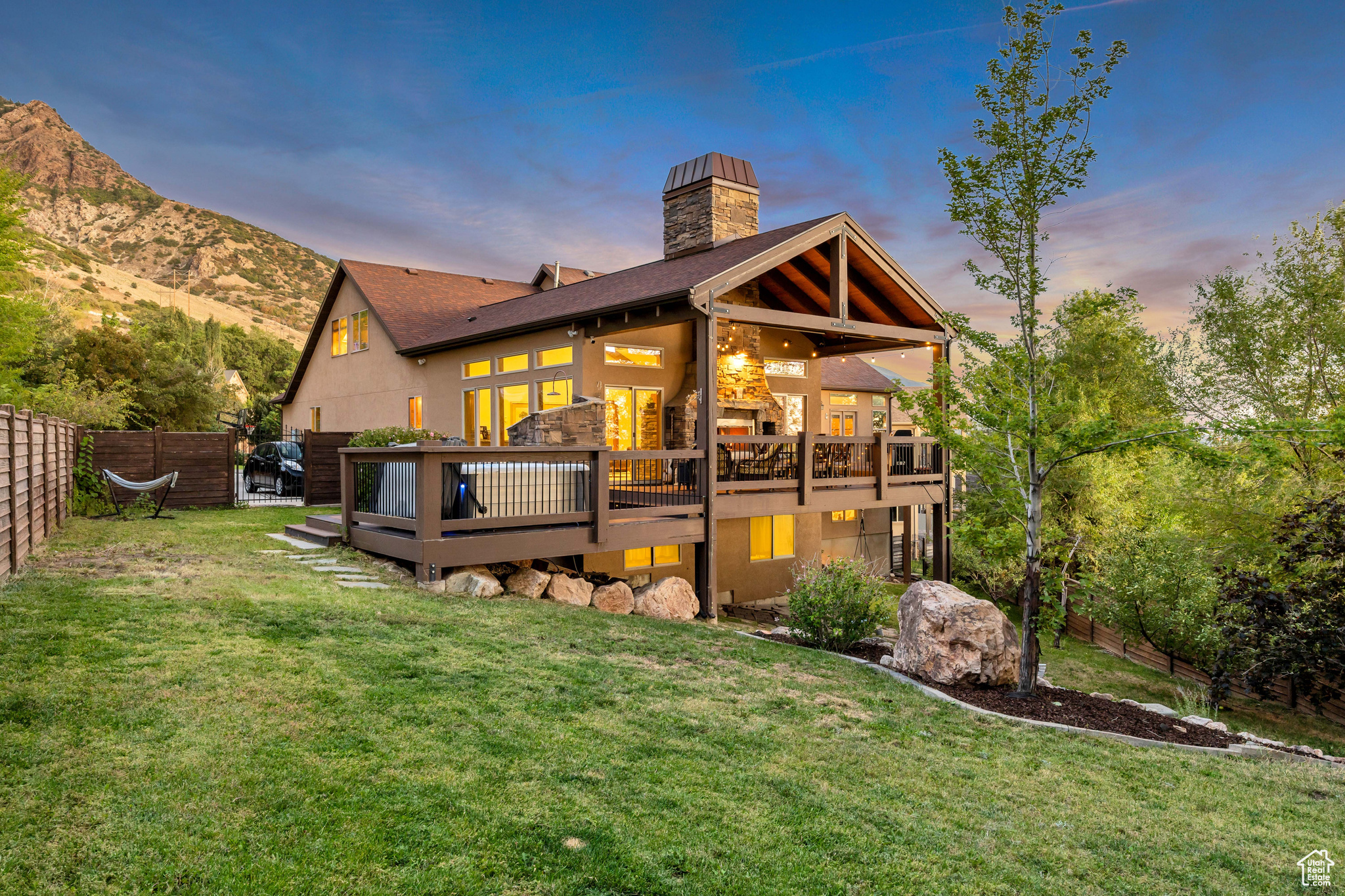 SHERIDAN HILLS - Residential