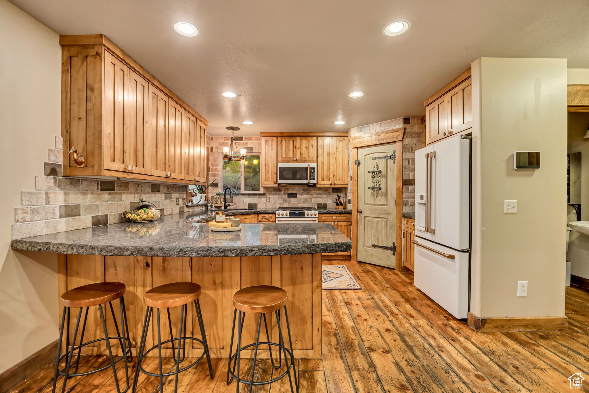 SHERIDAN HILLS - Residential