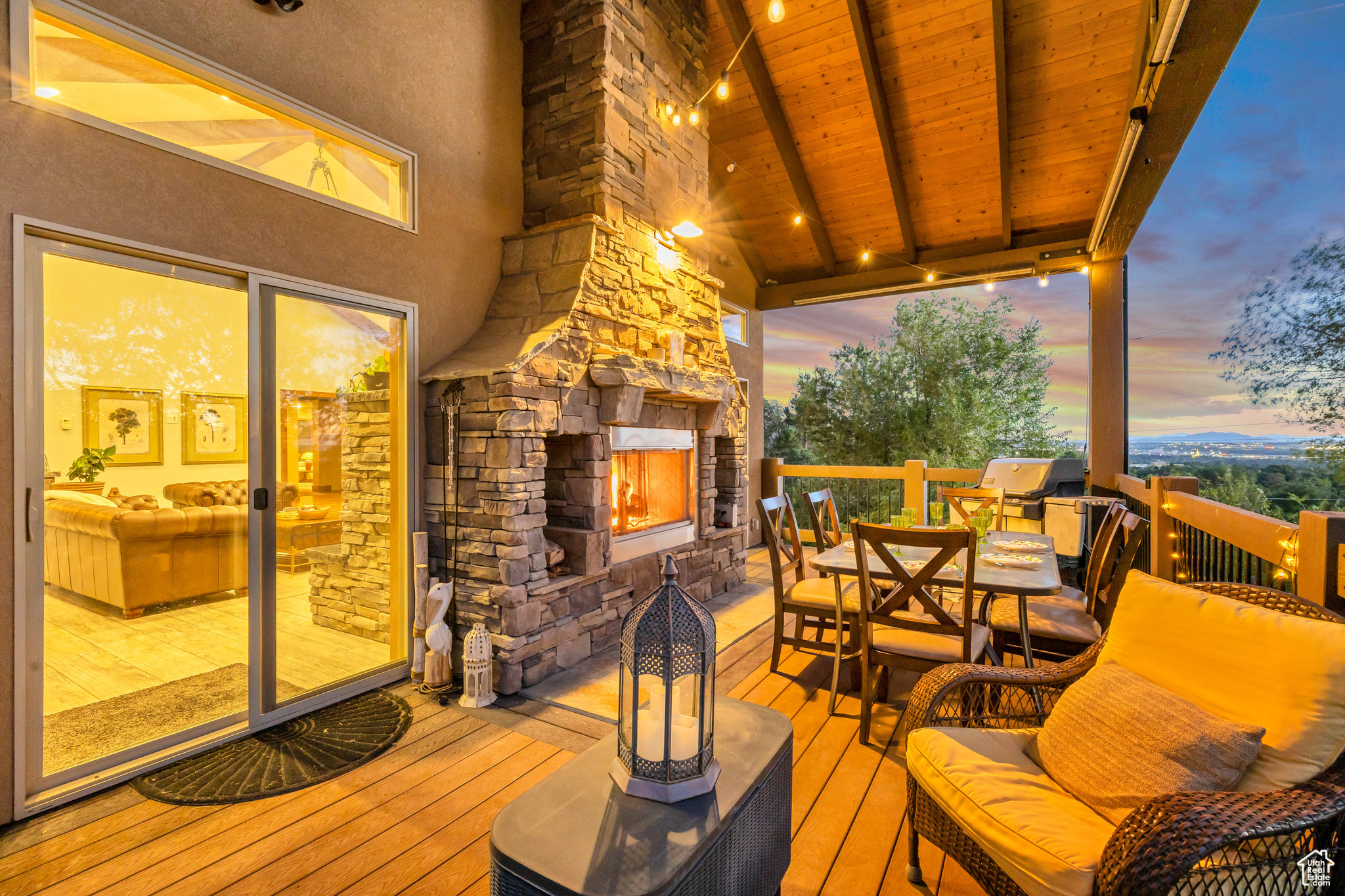 SHERIDAN HILLS - Residential