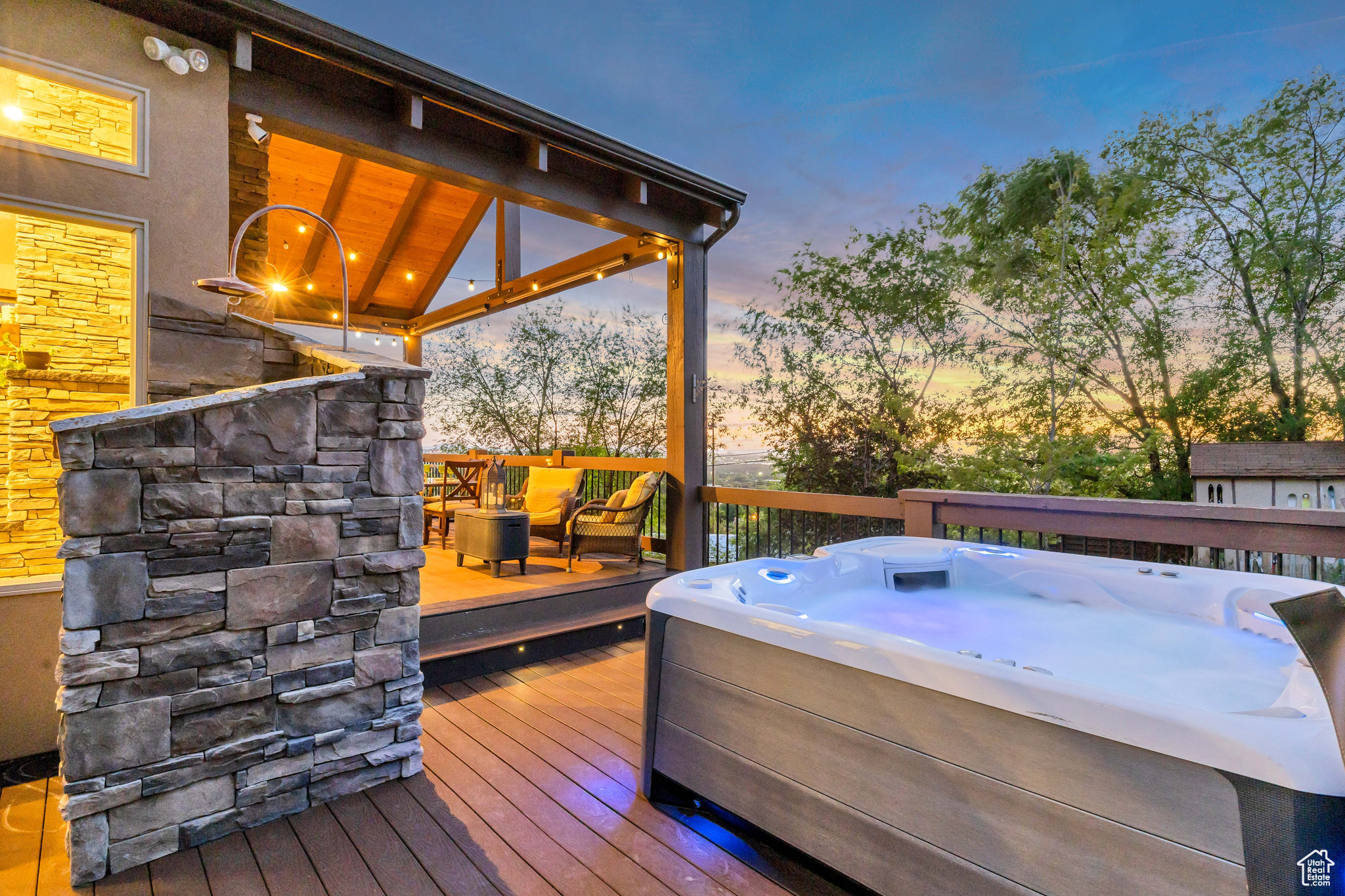 SHERIDAN HILLS - Residential